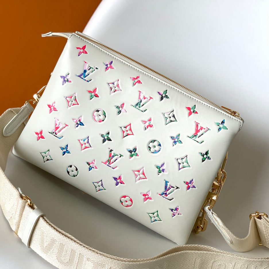 LV Coussin PM