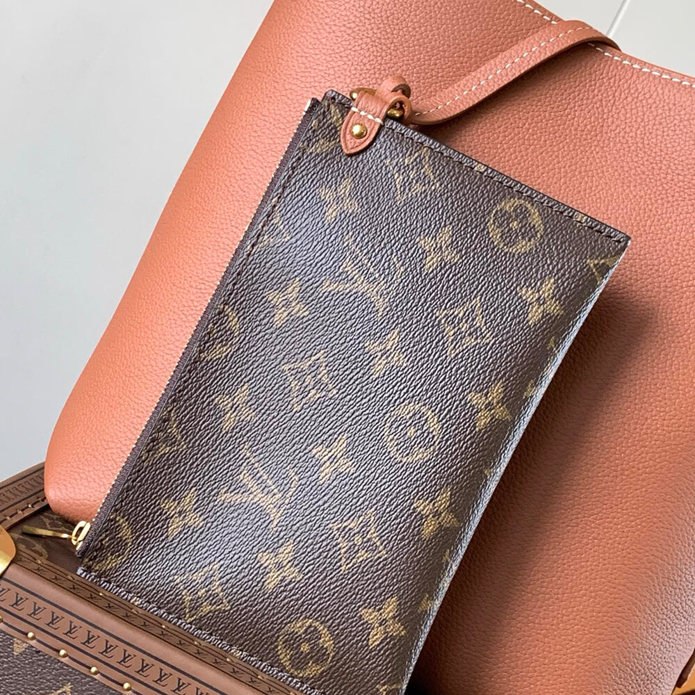 LV Low Key Hobo PM