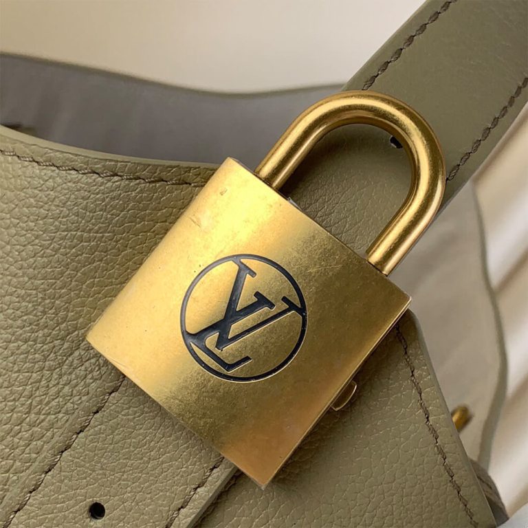 LV Low Key Hobo MM